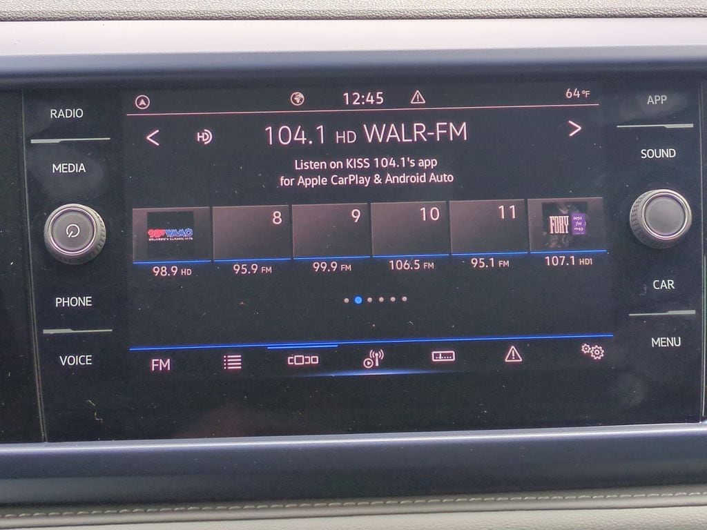 Thumbnail: 2024 Volkswagen Taos - 18