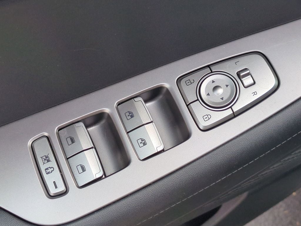 Thumbnail: 2025 Hyundai Palisade - 13