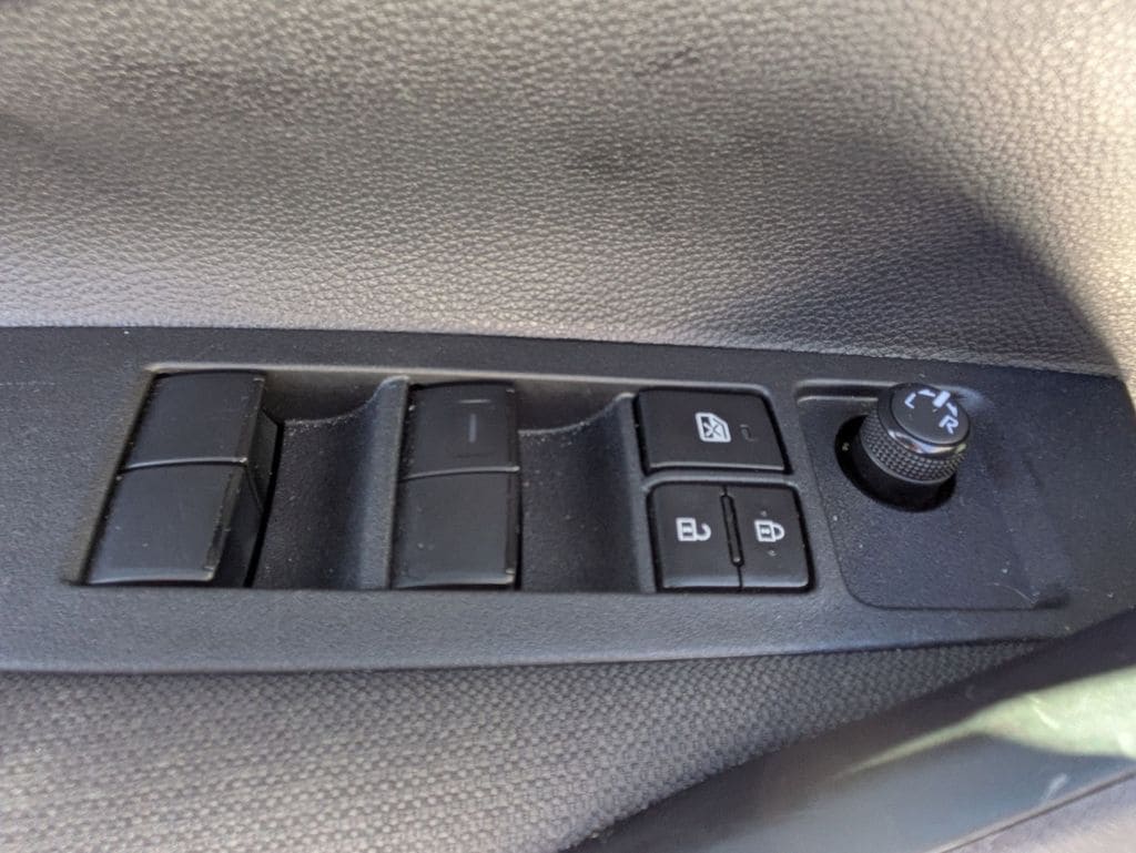 Thumbnail: 2025 Toyota Corolla - 13