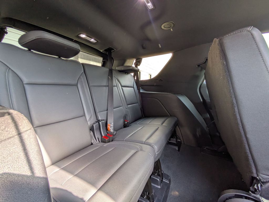 Thumbnail: 2025 Chevrolet Tahoe - 29