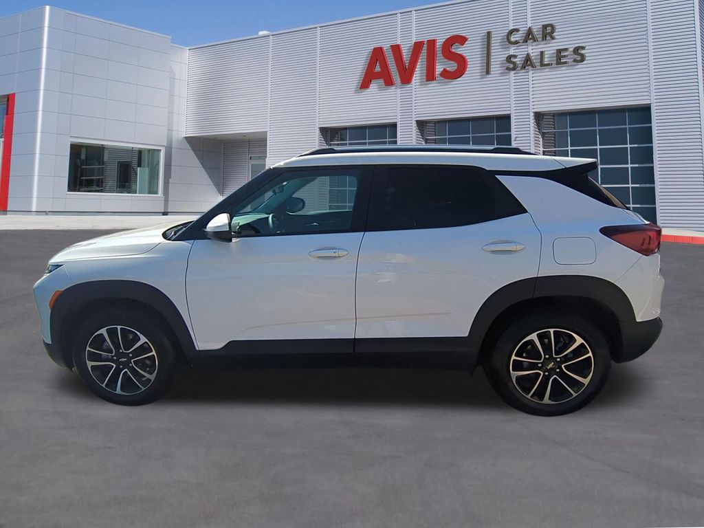 Thumbnail: 2025 Chevrolet TrailBlazer - 10