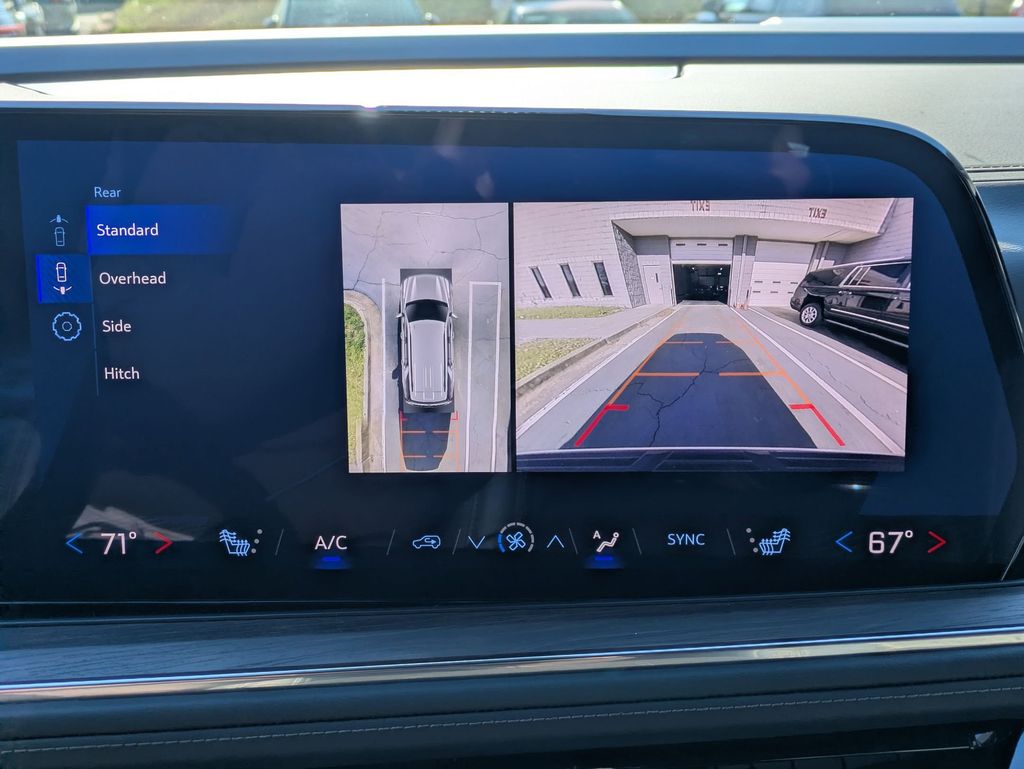 Thumbnail: 2025 Chevrolet Tahoe - 20