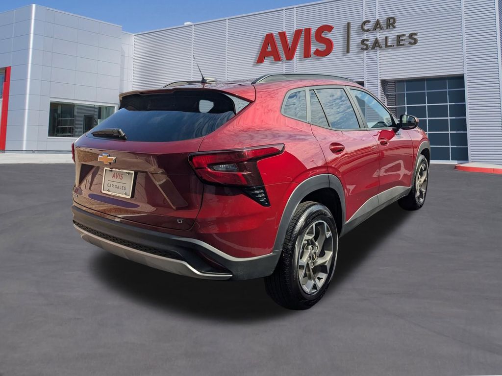 Thumbnail: 2025 Chevrolet Trax - 6