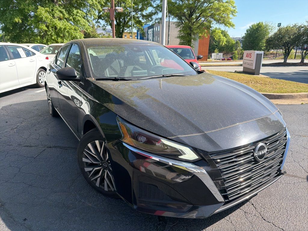 Thumbnail: 2024 Nissan Altima - 2