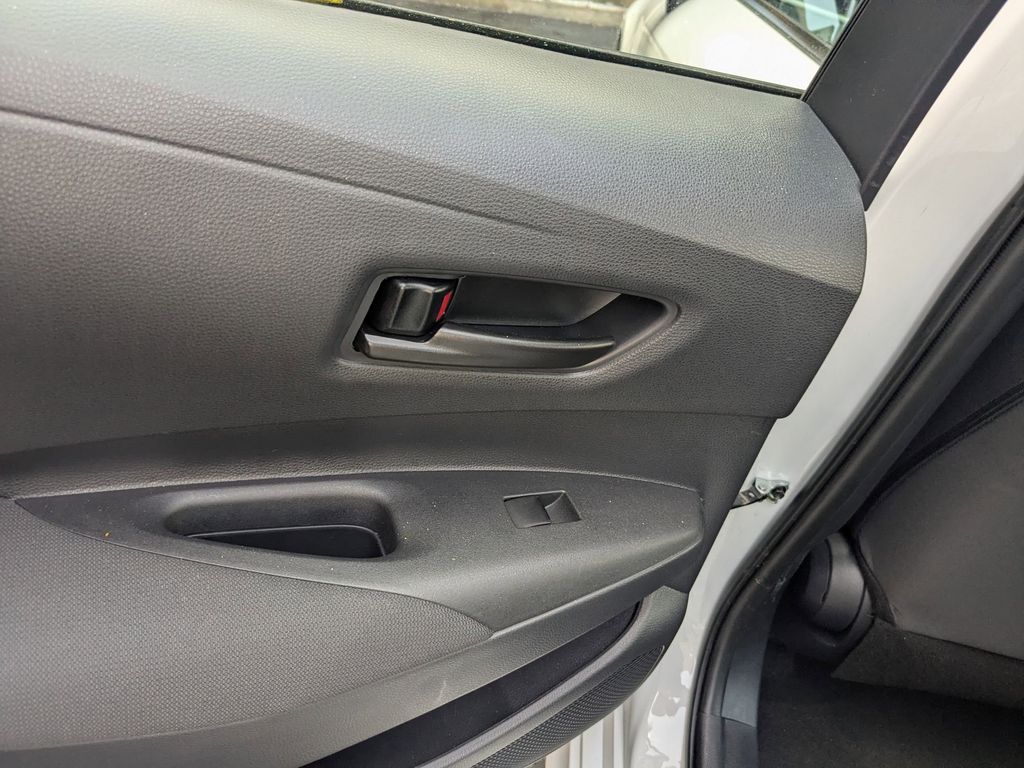 Thumbnail: 2025 Toyota Corolla - 26