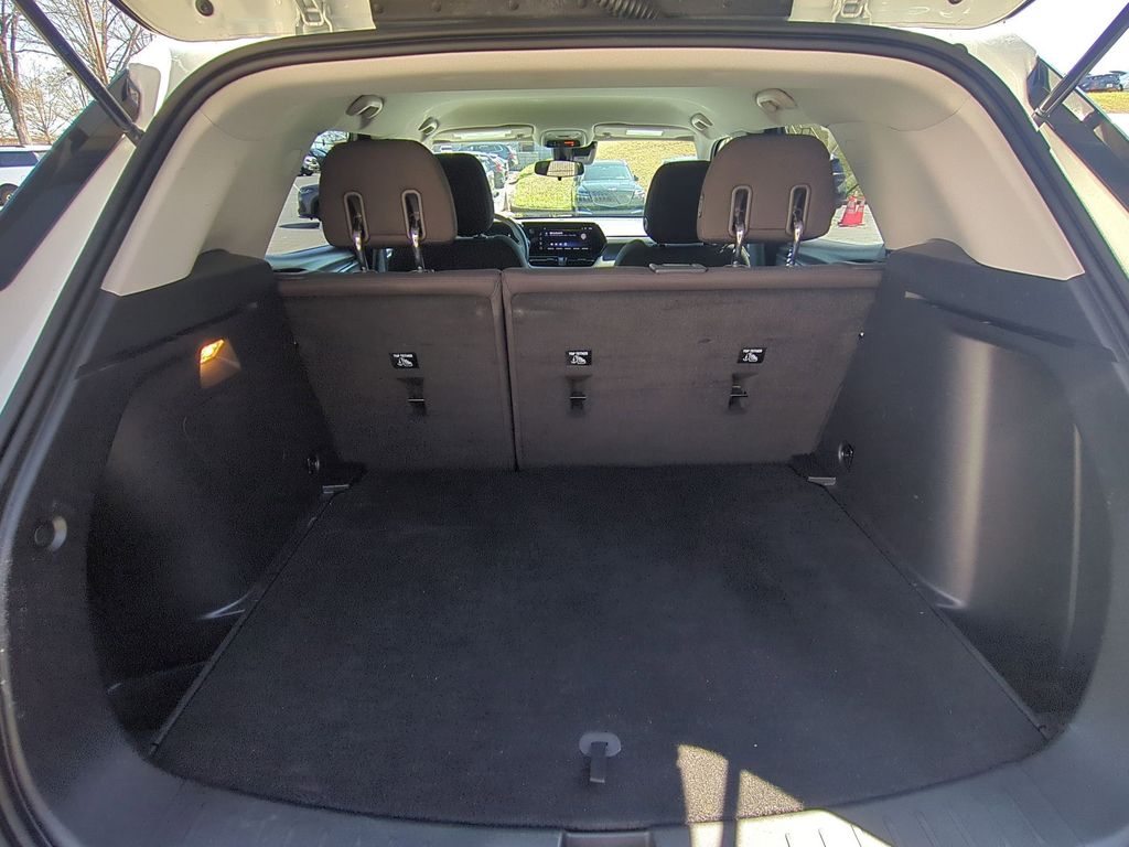 Thumbnail: 2025 Chevrolet TrailBlazer - 28