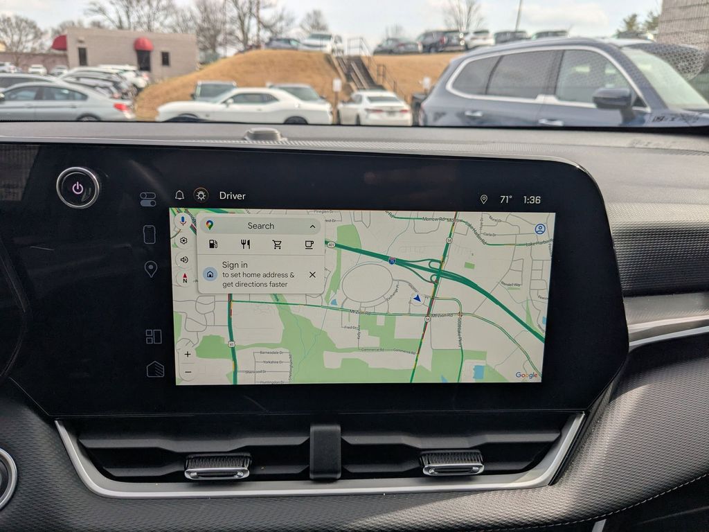 Thumbnail: 2025 Chevrolet Equinox - 17