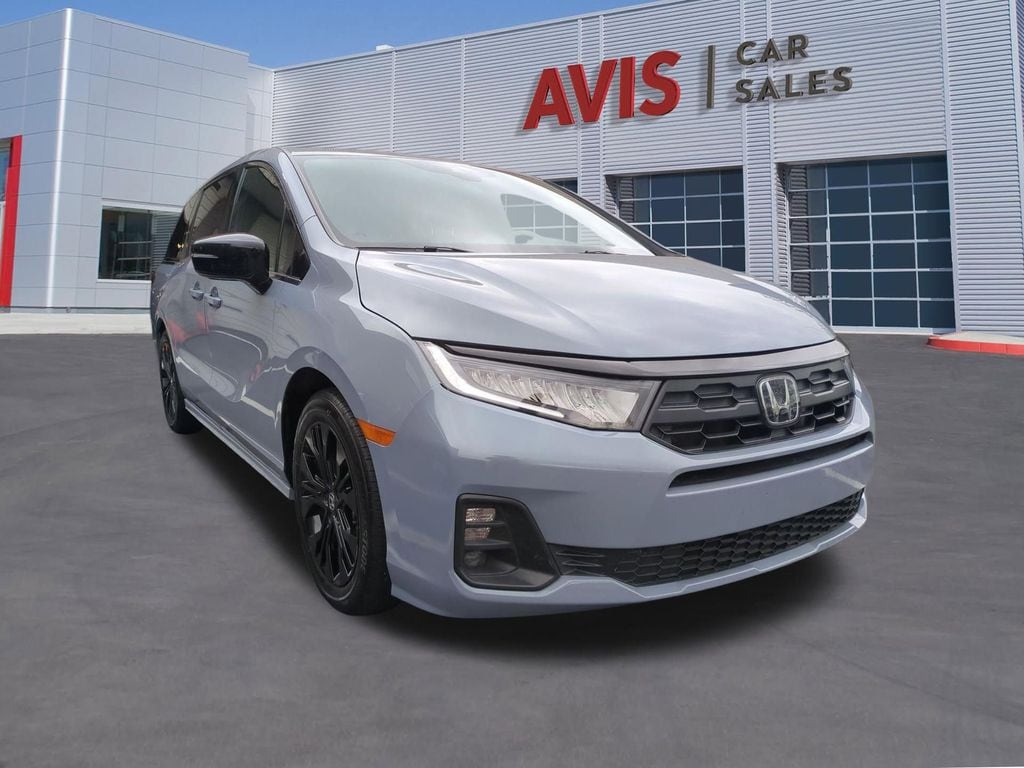 Thumbnail: 2025 Honda Odyssey - 3