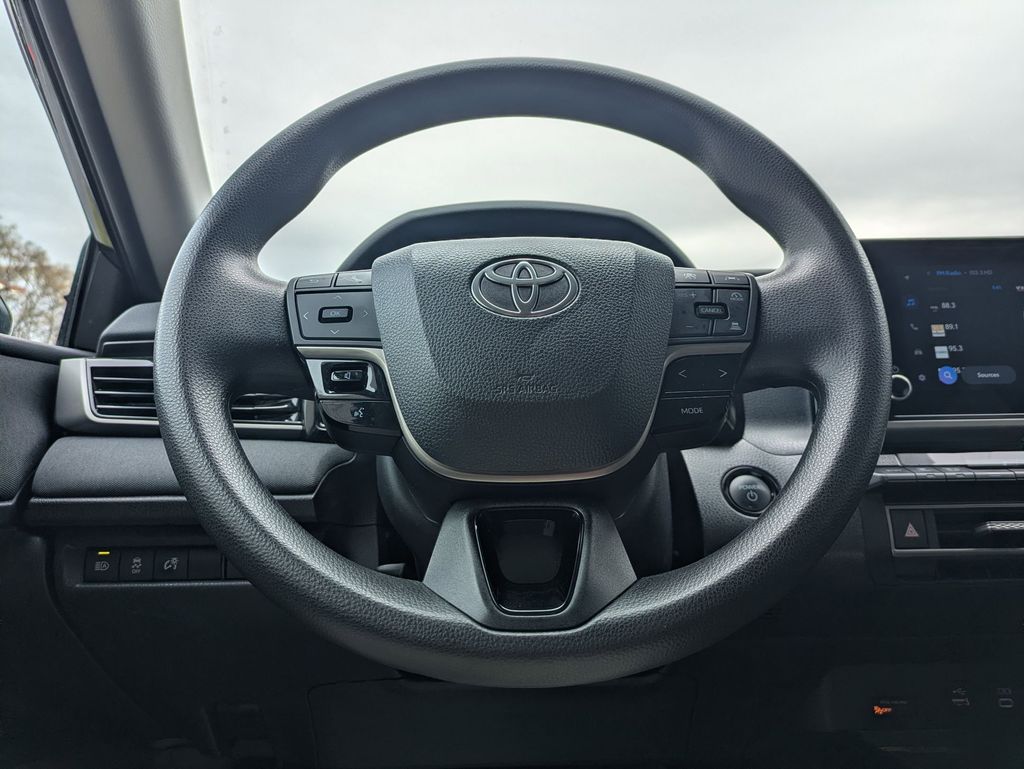 Thumbnail: 2025 Toyota Camry - 23