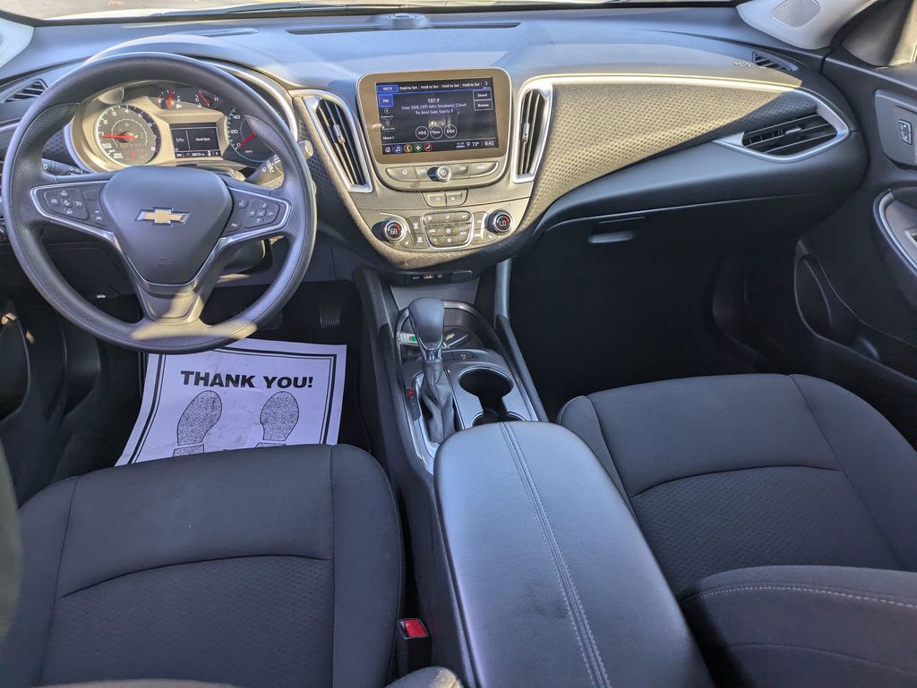 Thumbnail: 2024 Chevrolet Malibu - 23