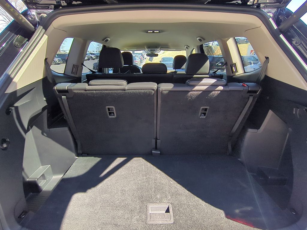 Thumbnail: 2025 Volkswagen Atlas - 28