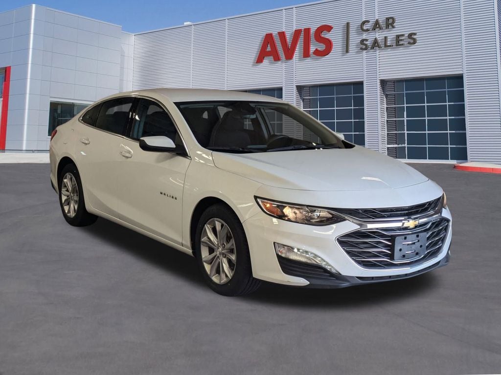 Thumbnail: 2023 Chevrolet Malibu - 3