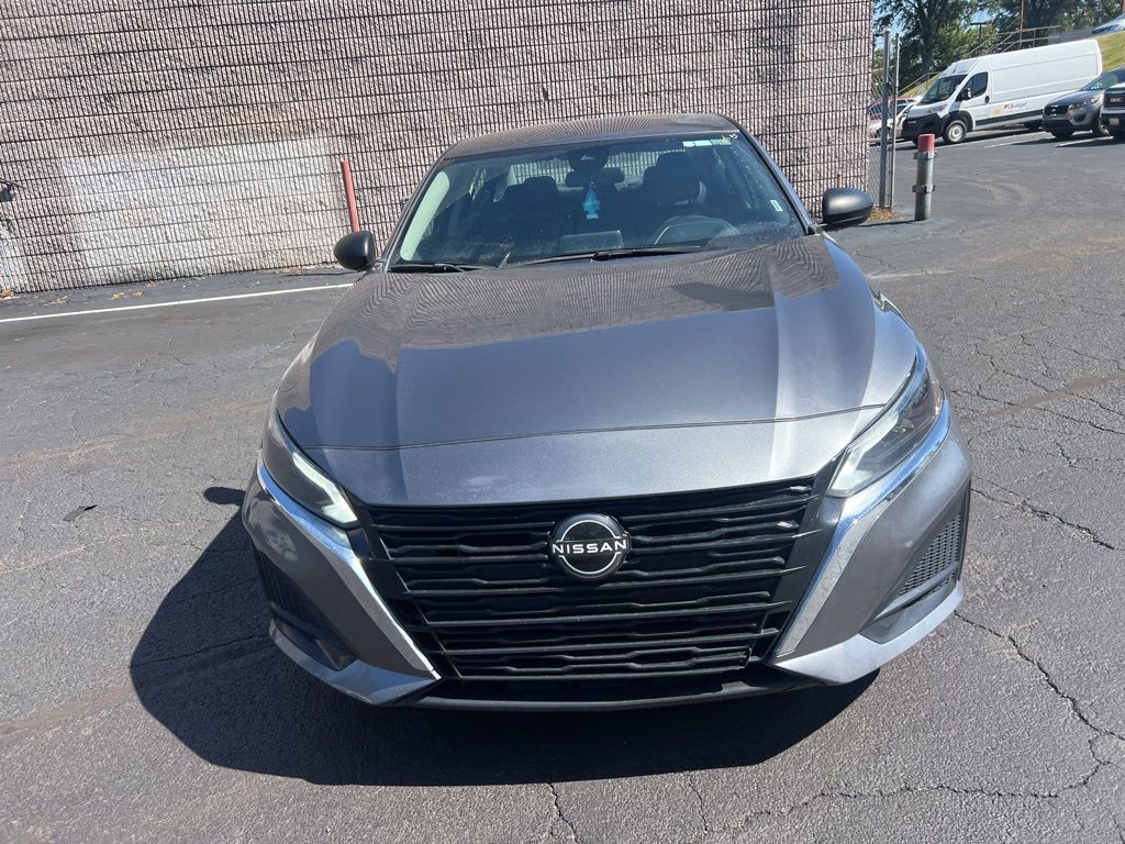 Thumbnail: 2024 Nissan Altima - 2