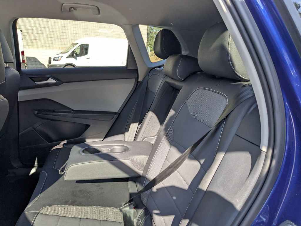 Thumbnail: 2024 Volkswagen Taos - 24