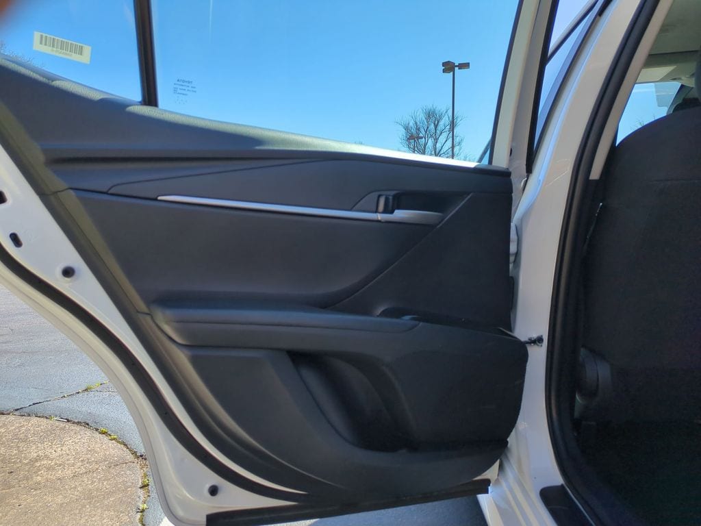 Thumbnail: 2025 Toyota Camry - 27