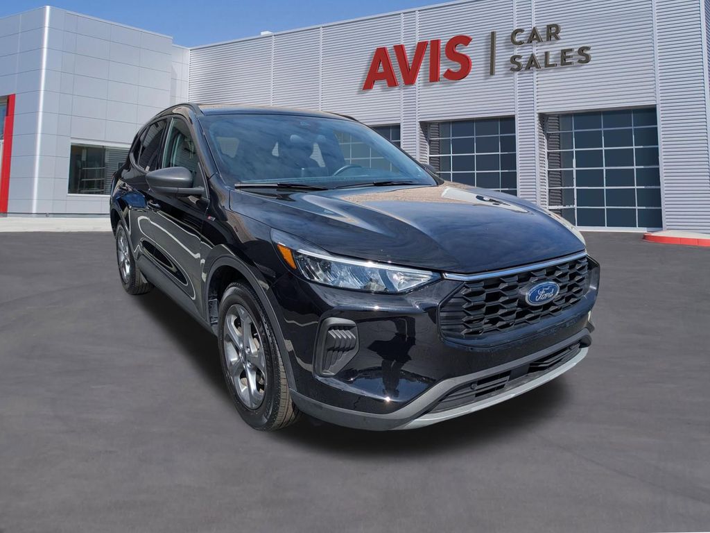 Thumbnail: 2025 Ford Escape - 3