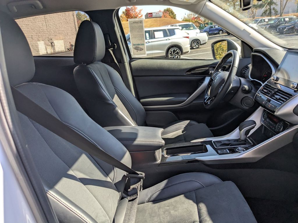 Thumbnail: 2025 Mitsubishi Eclipse Cross - 34