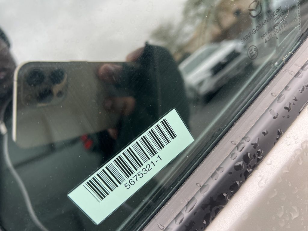 Thumbnail: 2025 Mazda Mazda3 - 8