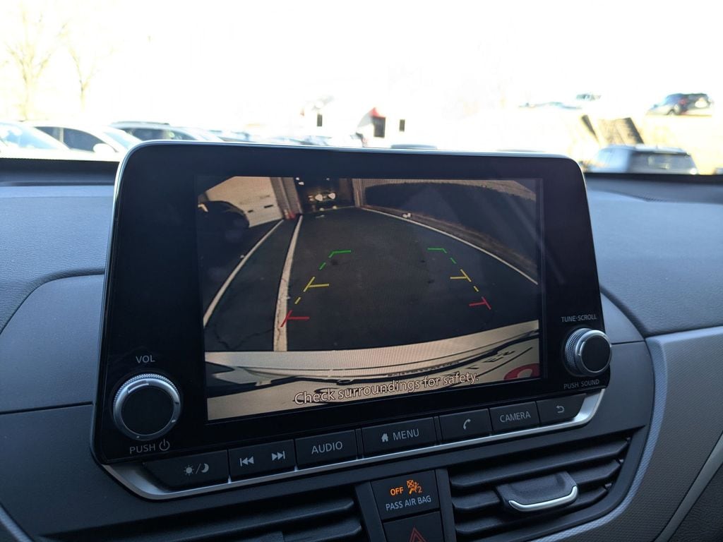 Thumbnail: 2025 Nissan Altima - 17