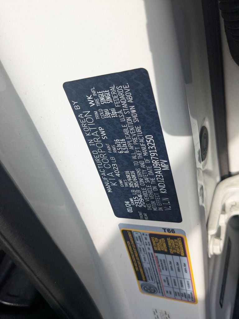 Thumbnail: 2024 Kia Soul - 36