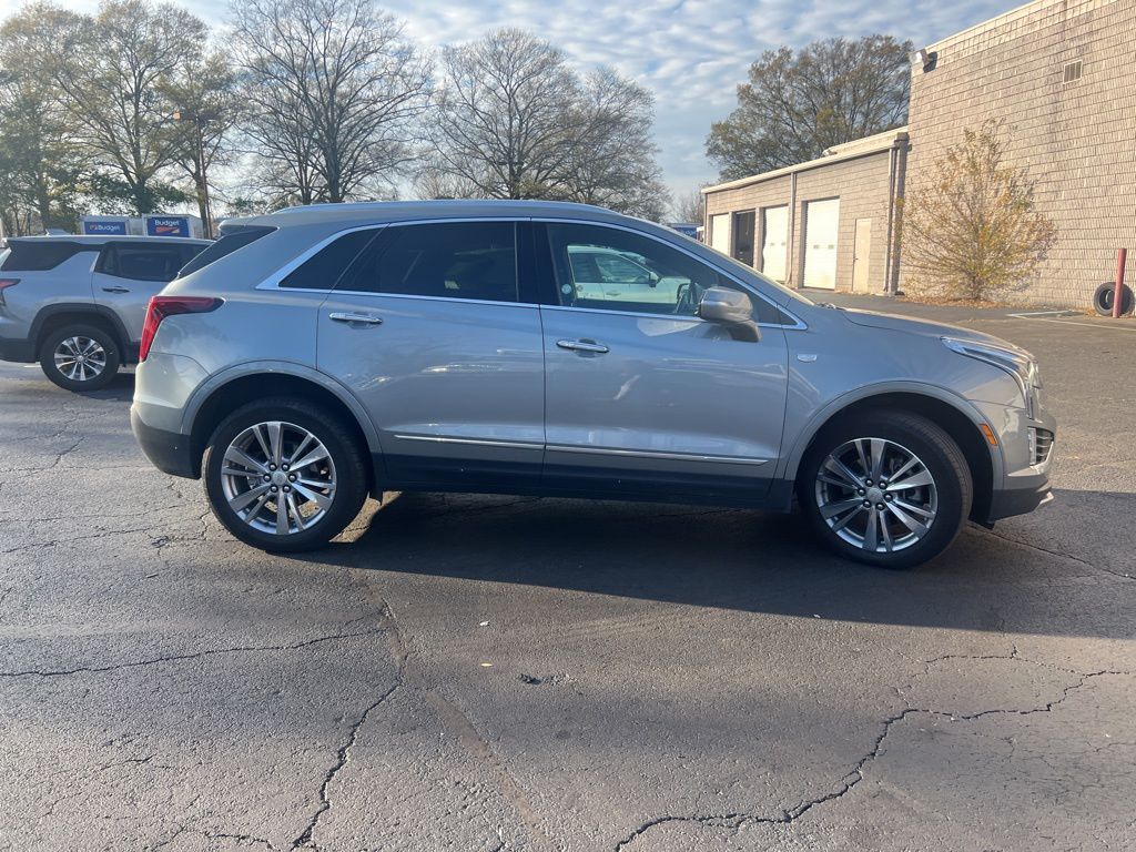 Thumbnail: 2024 Cadillac XT5 - 10