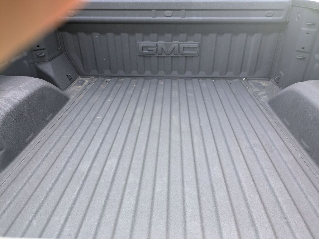 2024 GMC Sierra 1500 SLT 26