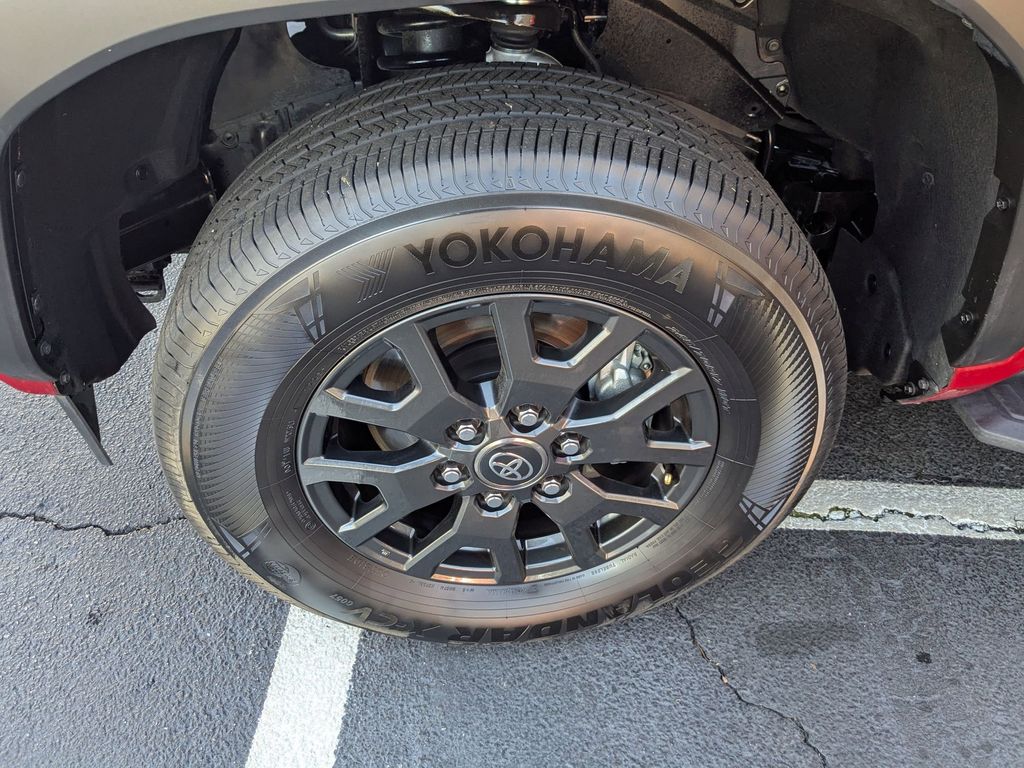 Thumbnail: 2025 Toyota 4Runner - 35