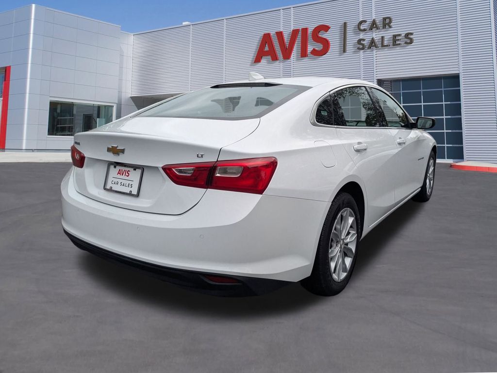 Thumbnail: 2024 Chevrolet Malibu - 6