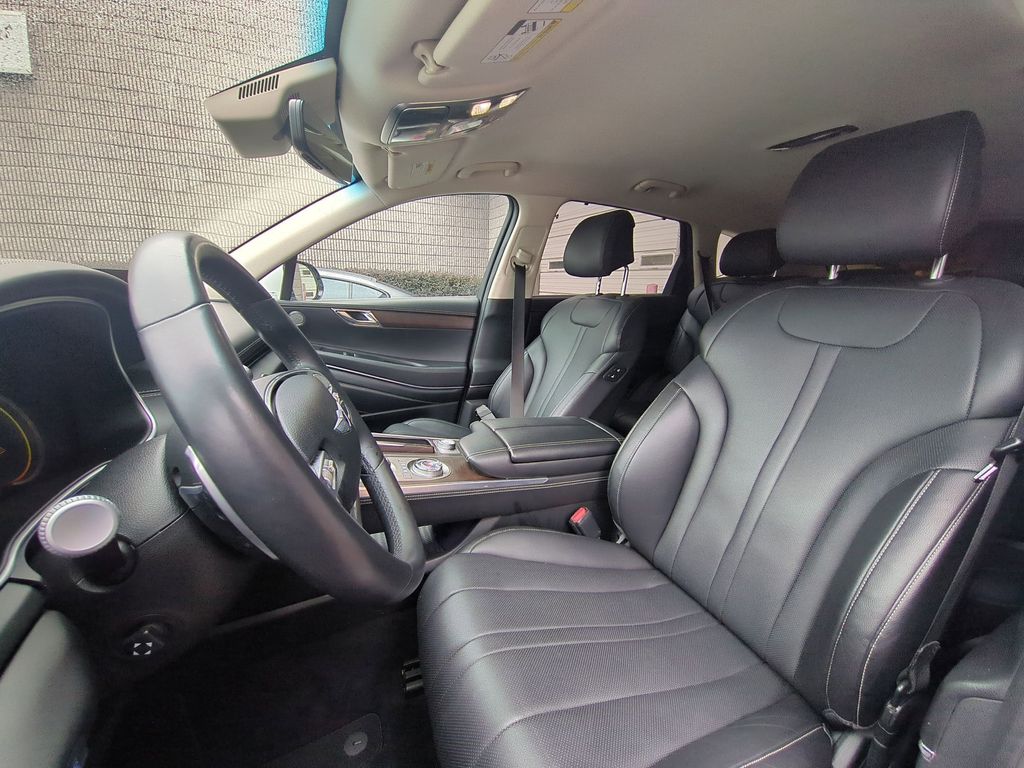 Thumbnail: 2024 Genesis GV80 - 25