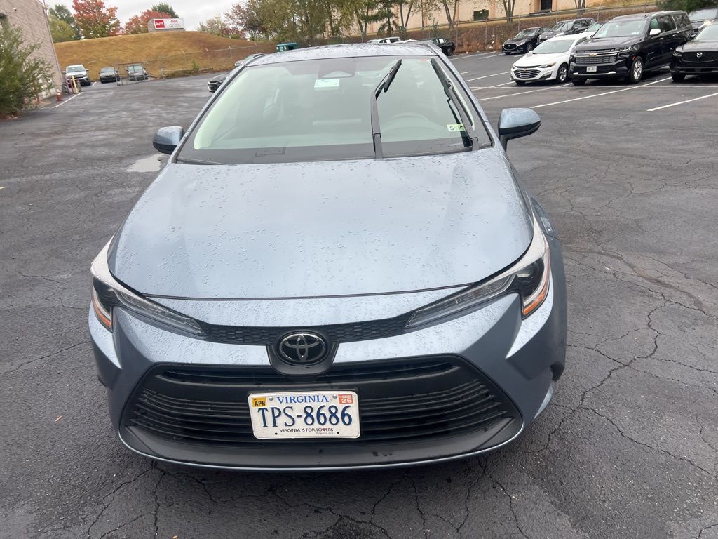 2024 Toyota Corolla LE photo 2