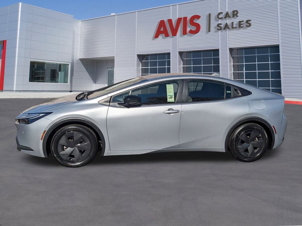 Thumbnail: 2024 Toyota Prius - 10