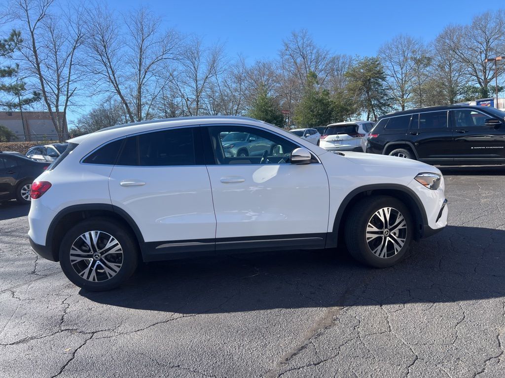 Thumbnail: 2025 Mercedes-Benz GLA - 4