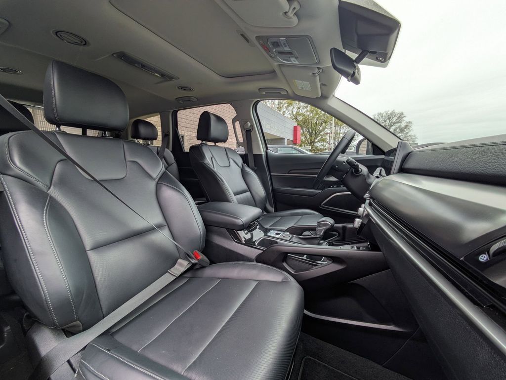 Thumbnail: 2025 Kia Telluride - 31