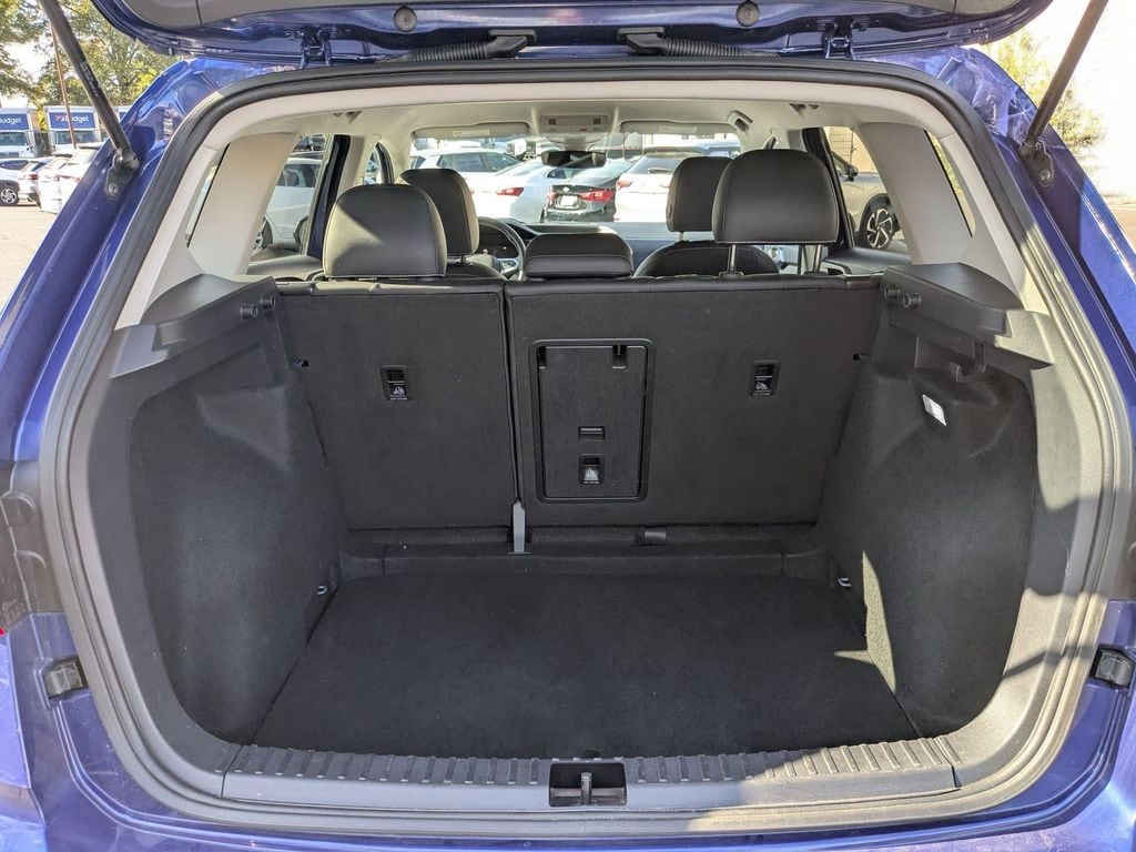 Thumbnail: 2024 Volkswagen Taos - 27