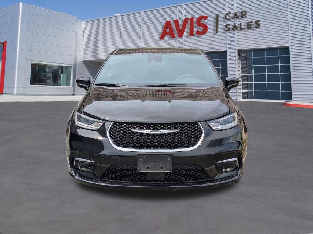 Thumbnail: 2025 Chrysler Pacifica - 2