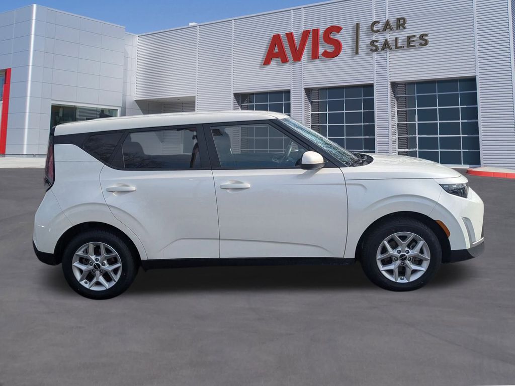 Thumbnail: 2024 Kia Soul - 5