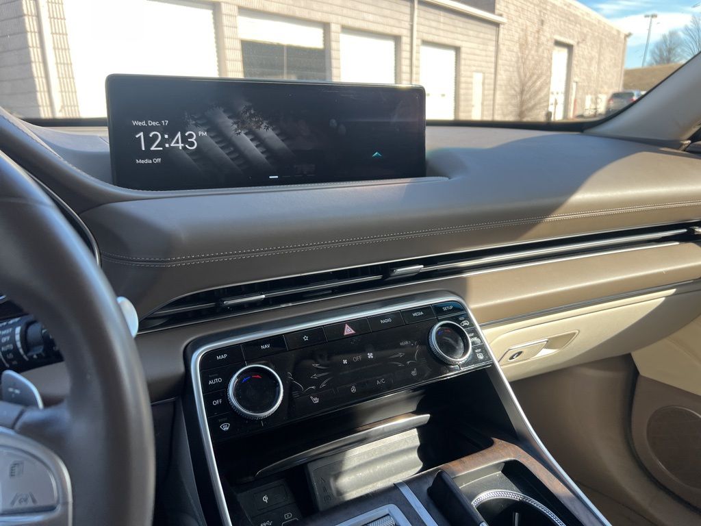 Thumbnail: 2024 Genesis GV80 - 3