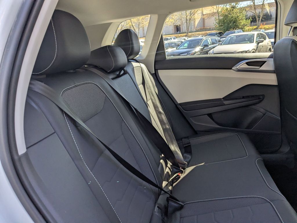 Thumbnail: 2025 Volkswagen Taos - 28