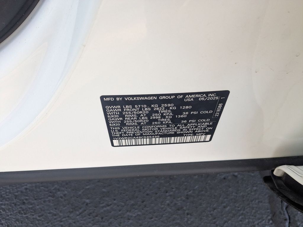 Thumbnail: 2025 Volkswagen Atlas - 36