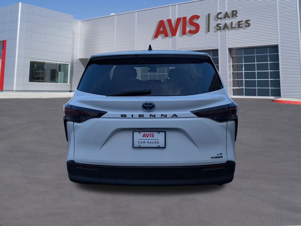 Thumbnail: 2024 Toyota Sienna - 7