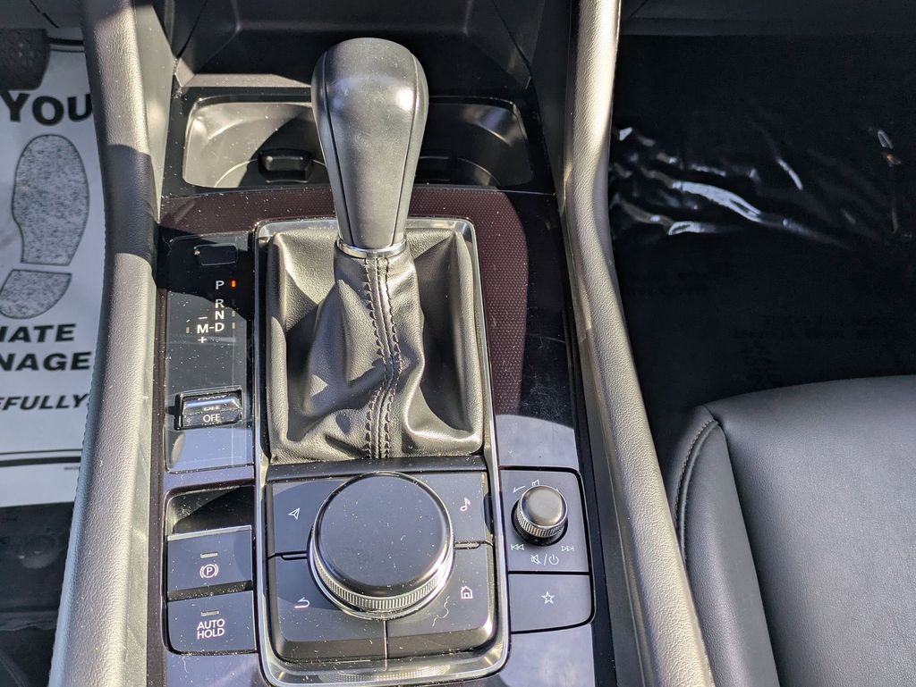 Thumbnail: 2025 Mazda Mazda3 - 20