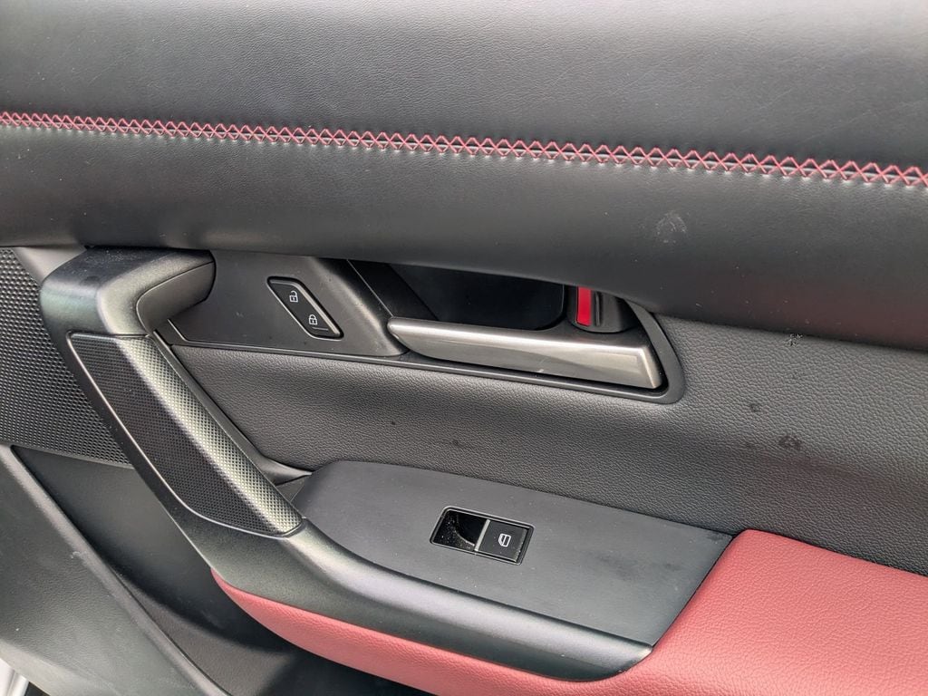 Thumbnail: 2025 Mazda CX-50 - 36