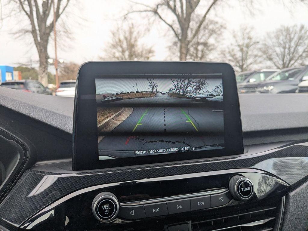 Thumbnail: 2024 Ford Escape - 18