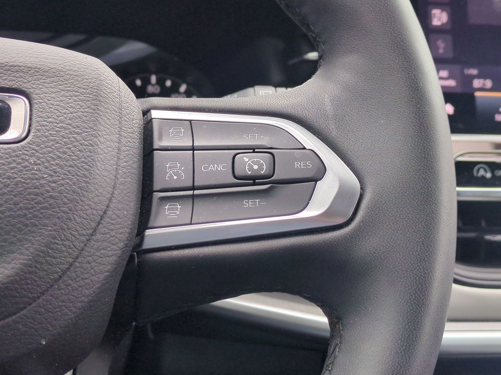 Thumbnail: 2025 Jeep Compass - 21