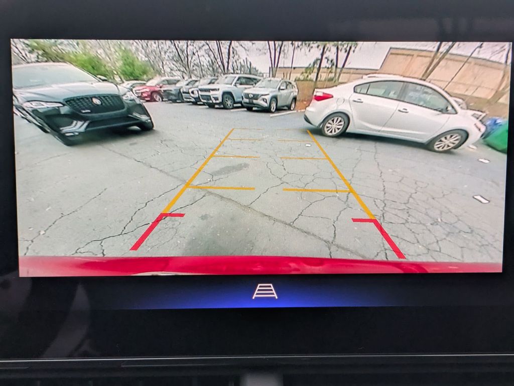 Thumbnail: 2025 Chevrolet Trax - 21