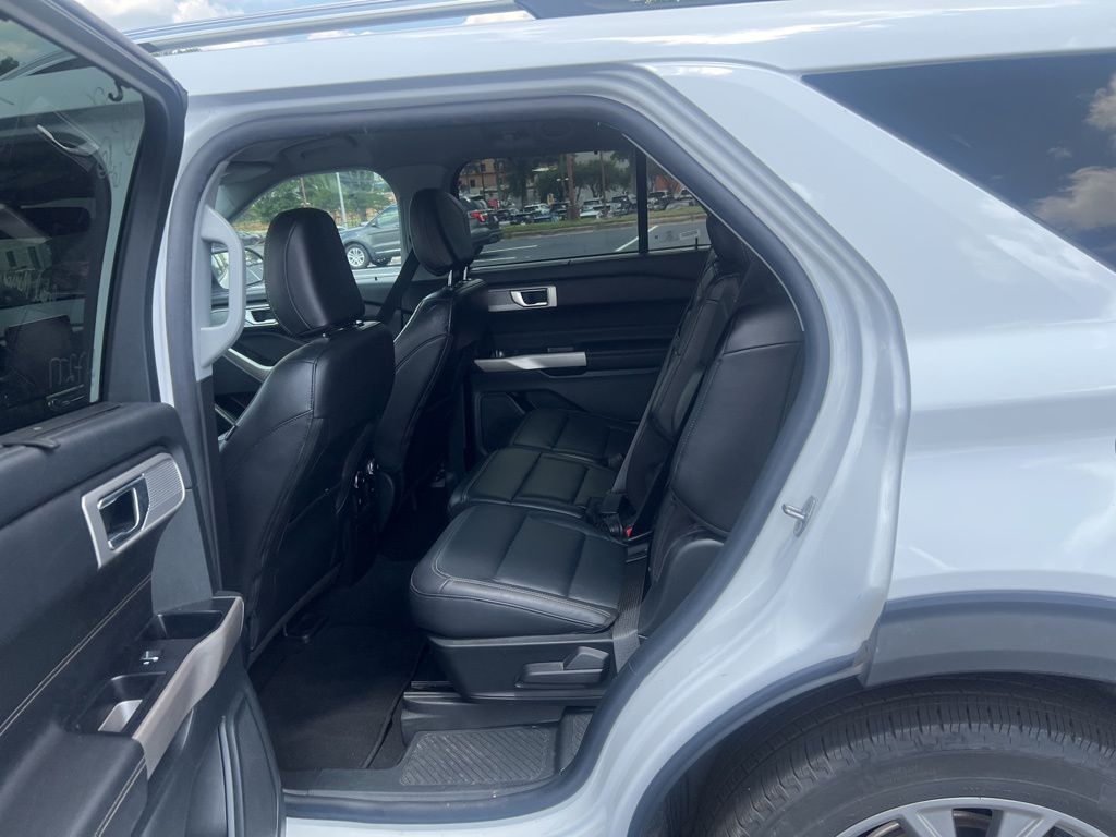 2023 Ford Explorer Limited 11