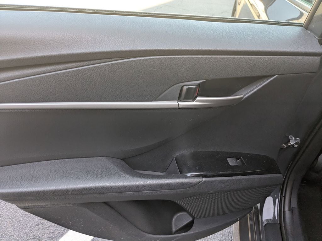 Thumbnail: 2025 Toyota Camry - 26