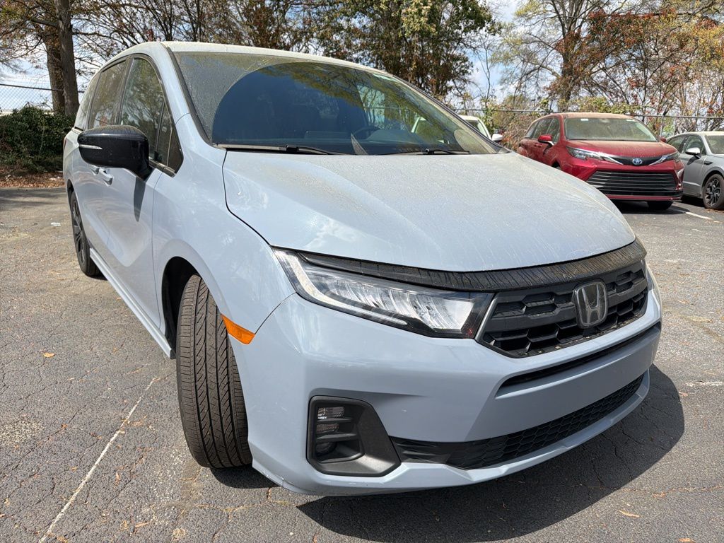 Thumbnail: 2025 Honda Odyssey - 3