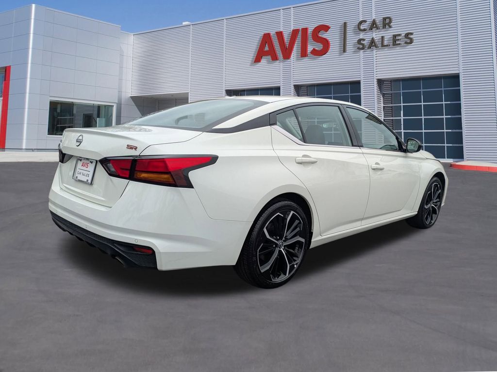 Thumbnail: 2025 Nissan Altima - 6