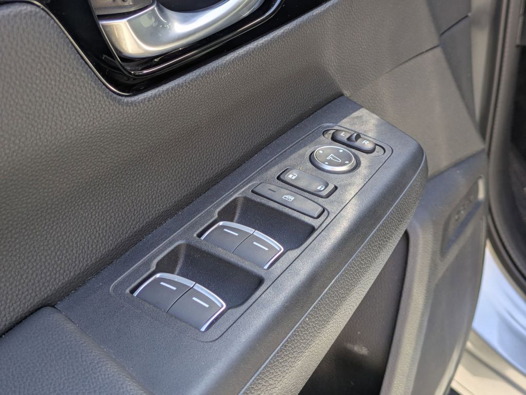 Thumbnail: 2025 Honda CR-V - 13